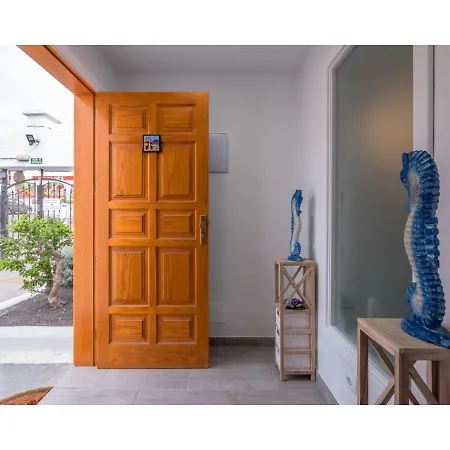 Puerto Chico Y Hébergement de vacances Playa Blanca (Lanzarote)