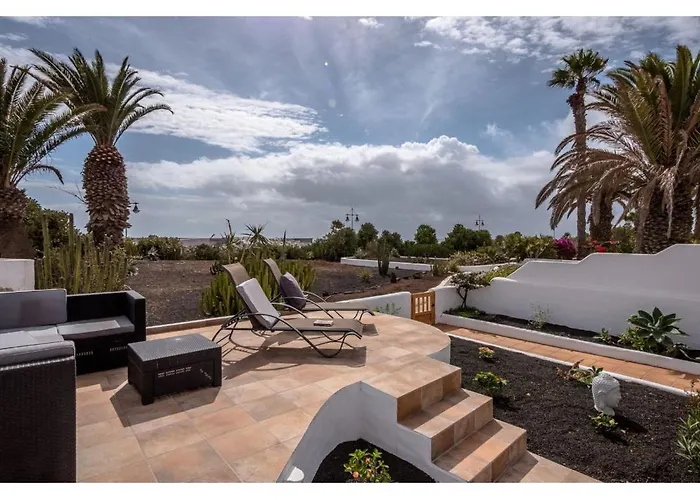 Puerto Chico Y Πλάγια Μπλάνκα