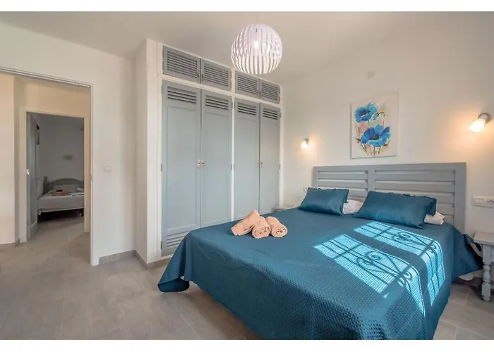 Puerto Chico Y * Πλάγια Μπλάνκα