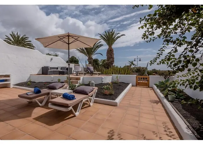 Puerto Chico Y Playa Blanca (Lanzarote)