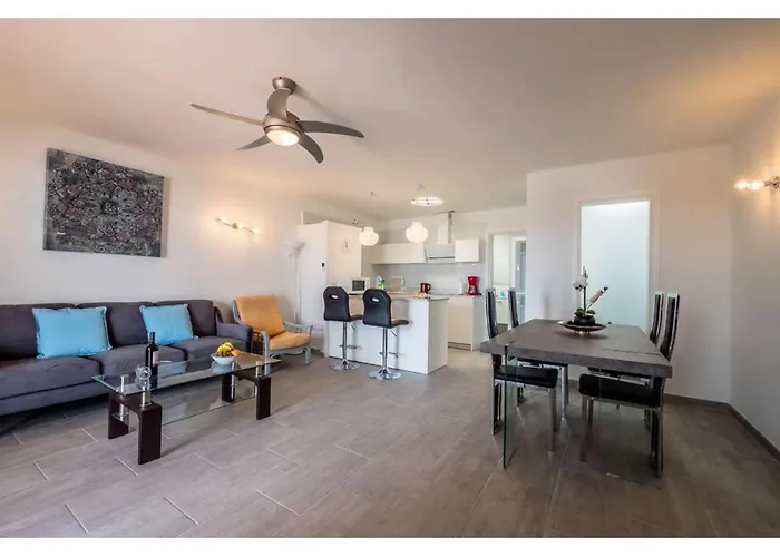 Puerto Chico Y Holiday home *